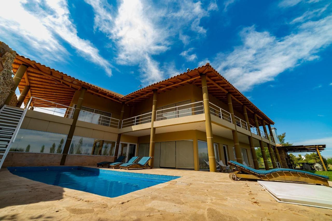 Chaglasian Wine & Suites San Rafael  Buitenkant foto